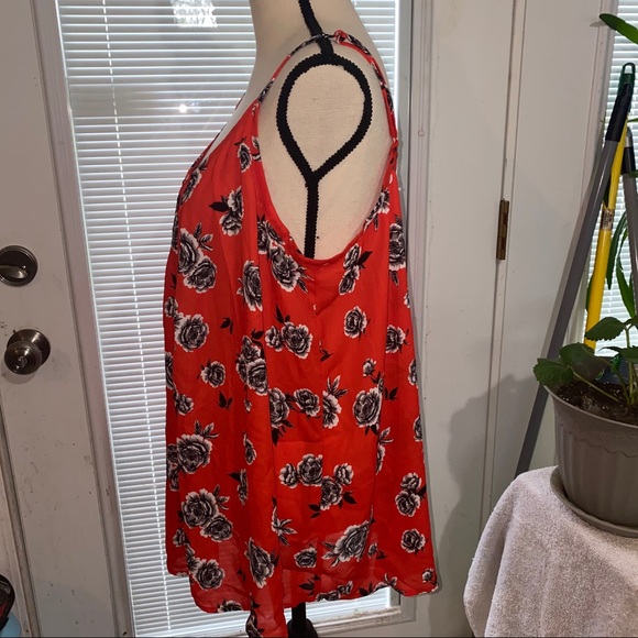 Torrid Size 2, georgette spaghetti strap top - Picture 3 of 3